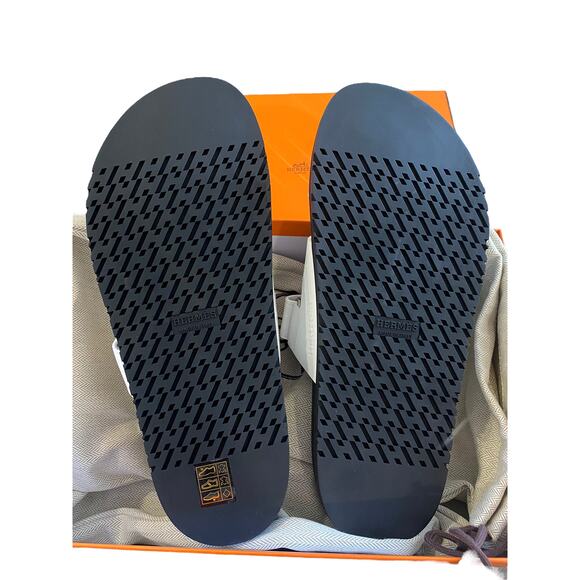 NEW Hermes Chypre White Black Leather Slide Sandal EU 40 Womens - Picture 3 of 10